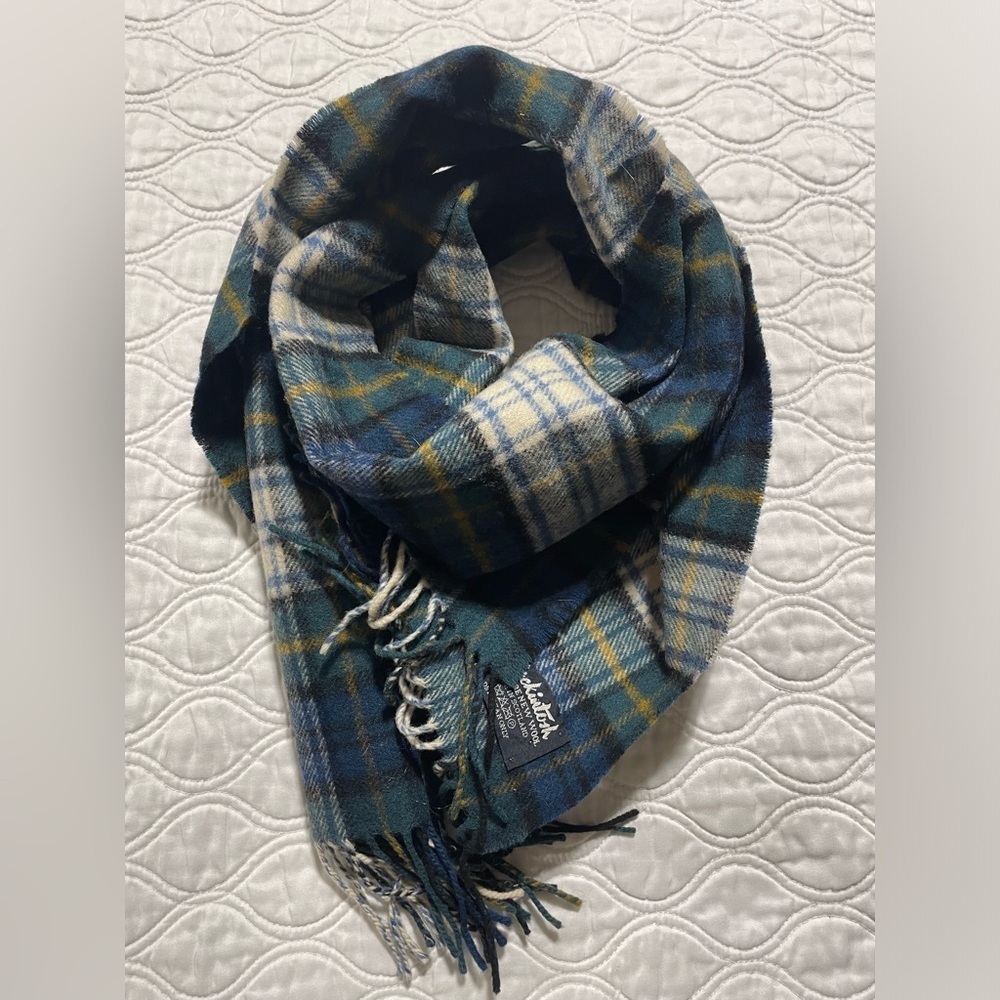 Mackintosh pure wool blue paid scarf